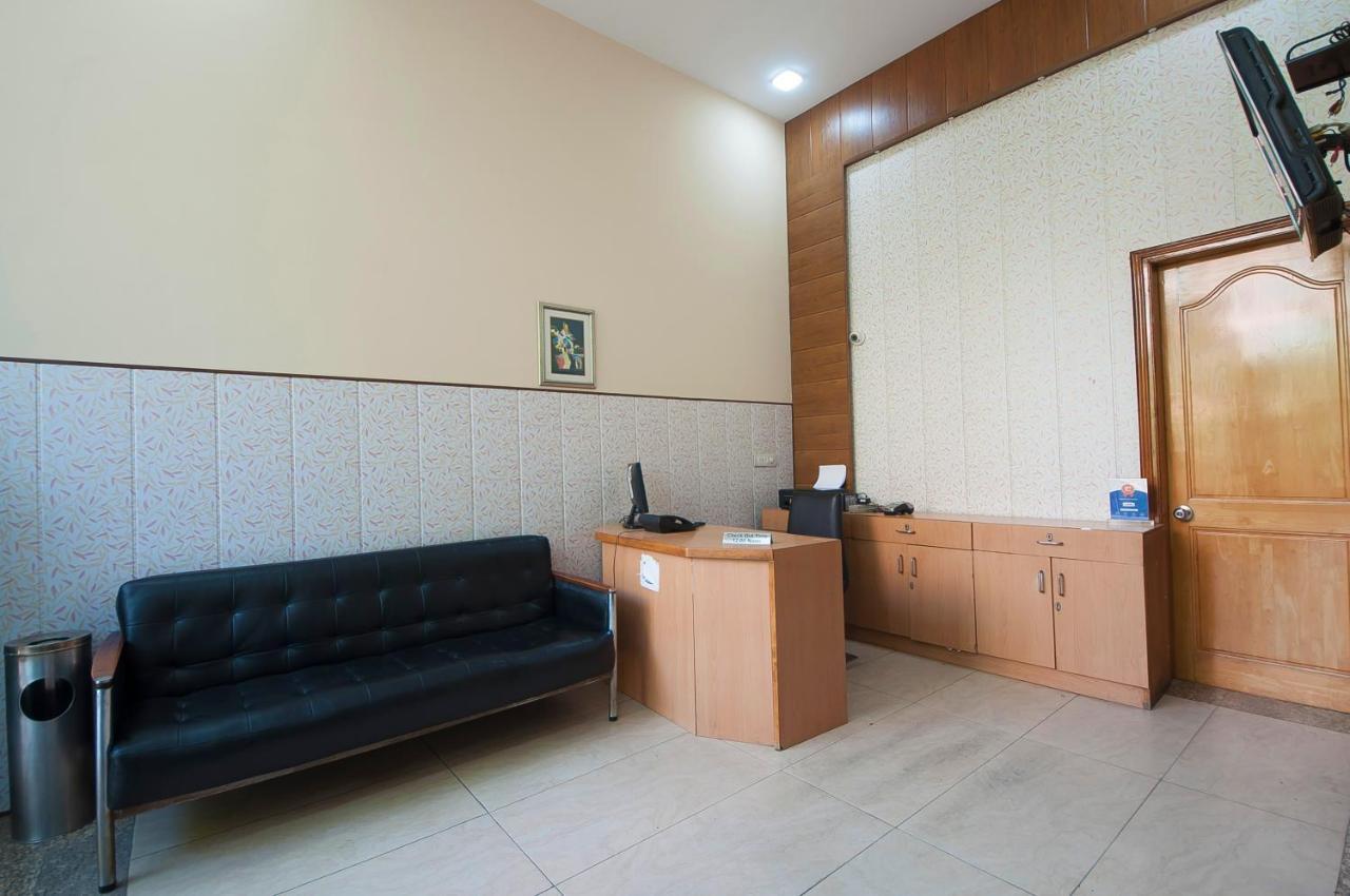 Imperial Apartments Huda City Gurgaon Luaran gambar