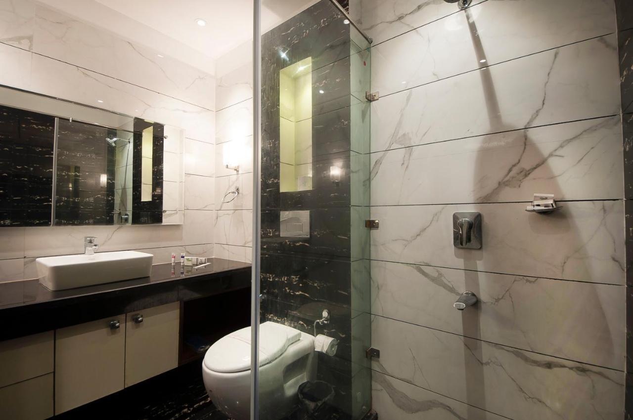 Imperial Apartments Huda City Gurgaon Luaran gambar
