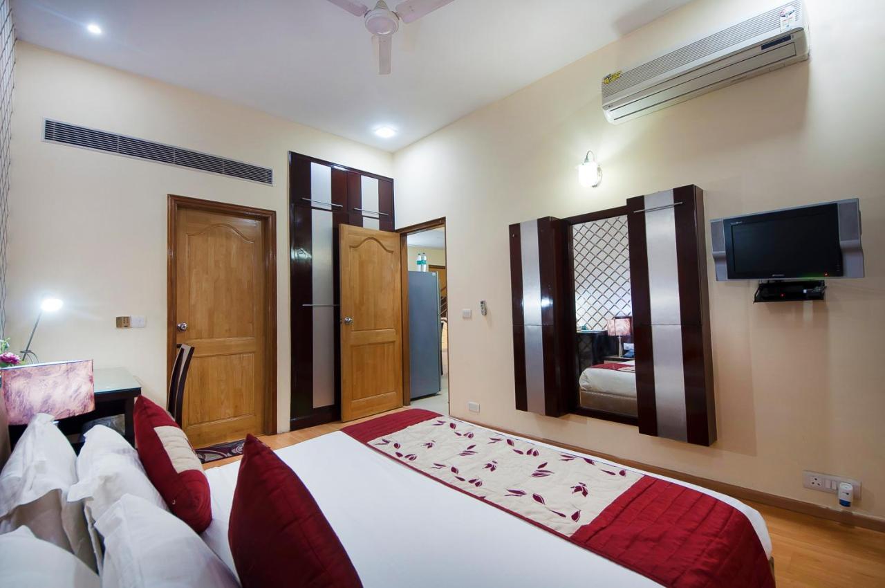 Imperial Apartments Huda City Gurgaon Luaran gambar